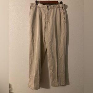 Haggar Mens 34 x 32 khaki pants